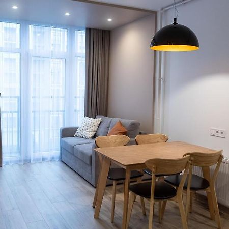Dream Life Apartment Lviv Exterior photo